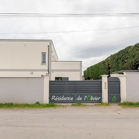 Logement Prive Et Calme Eurexpo Groupama Stadium Tram Parking Terasse Saint-Priest  Exterior photo