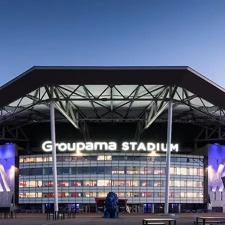 Logement Prive Et Calme Eurexpo Groupama Stadium Tram Parking Terasse Saint-Priest  Exterior photo